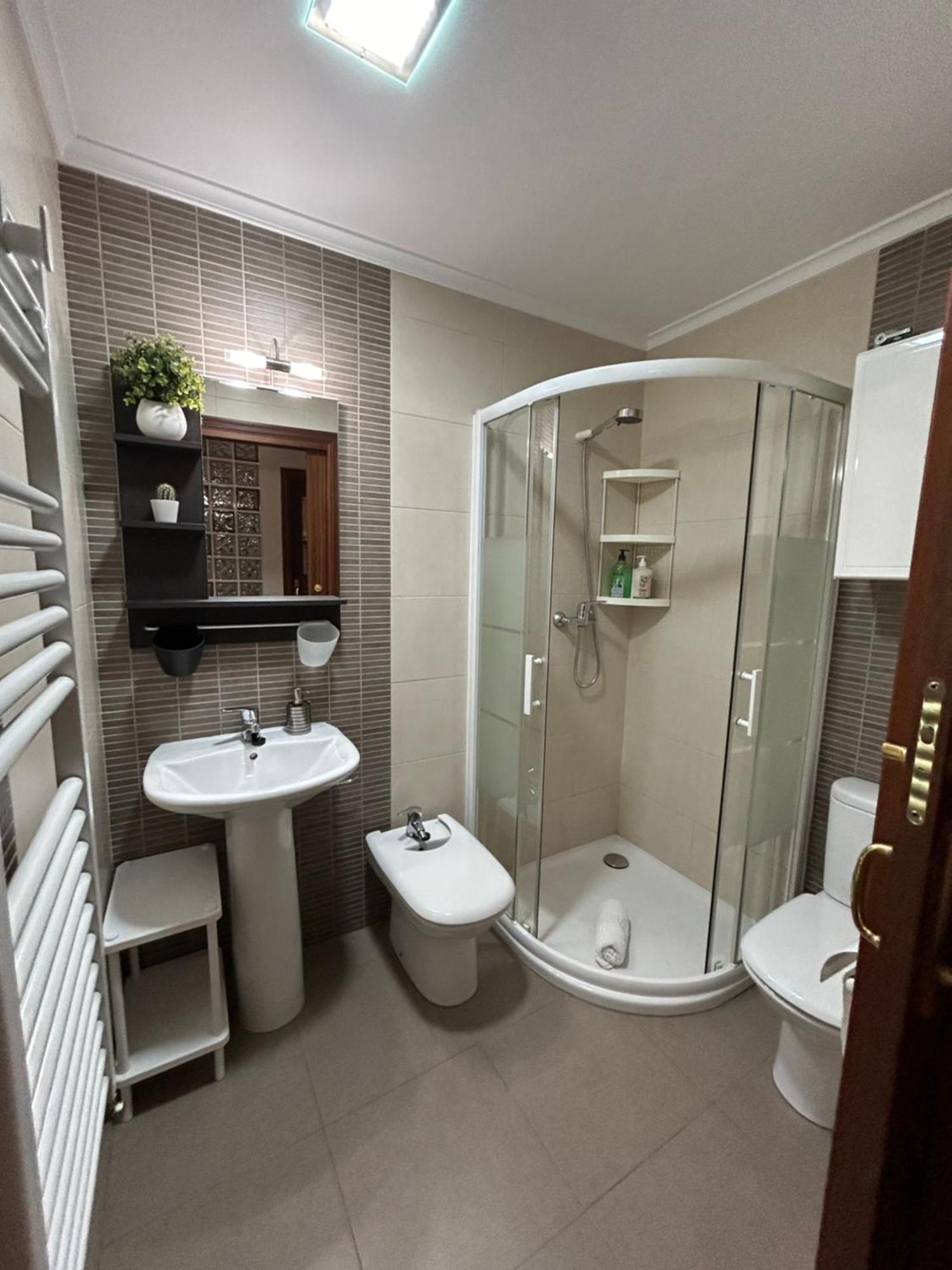 Acogedor Apartamento En Gernika Bagian luar foto